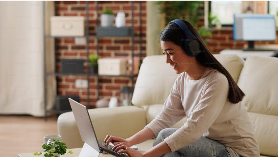 9 Must-Have Gadgets for Remote Work 14 Must Have Gadgets2